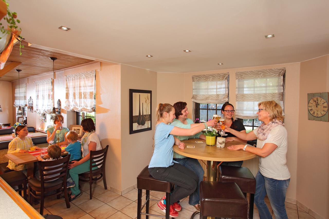 Gasthaus Mester Oedingen Buitenkant foto